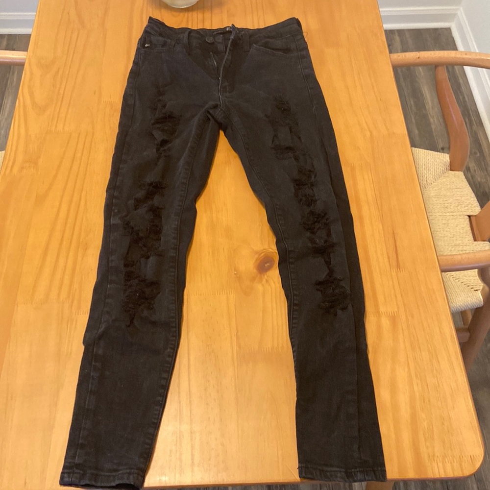 Black destroyed stretch skinny jeans